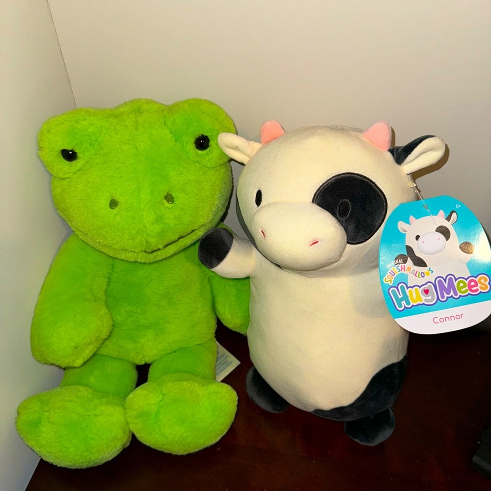 BAB Frog & Connor Hugmee <3